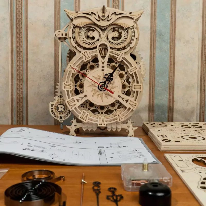 Wooden DIY 3D Puzzle Mechanical Gear Owl Clock