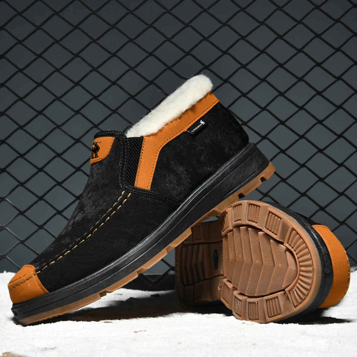 CANEMON LY2526 black fleece-lined slip-on shoes - outsole view