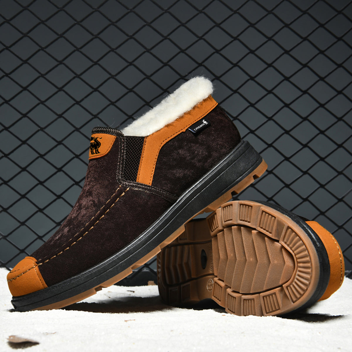 CANEMON LY2526 brown fleece-lined slip-on shoes - outsole view