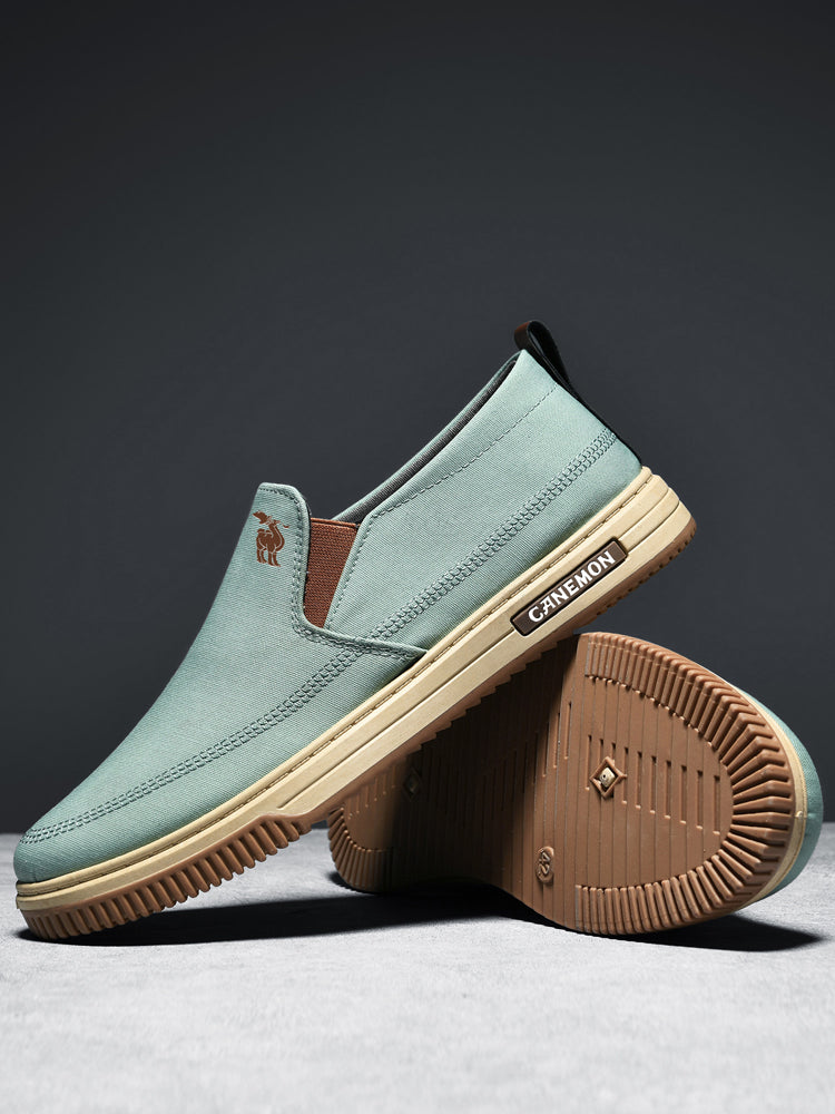 CANEMON LY553 mint green canvas slip-on shoes showing the PVC outsole