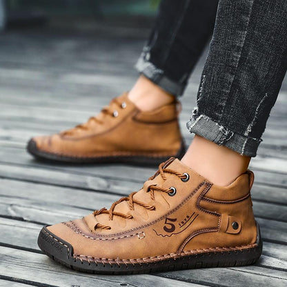 Men Hand Stitching Fashionable High-top Leather Boots